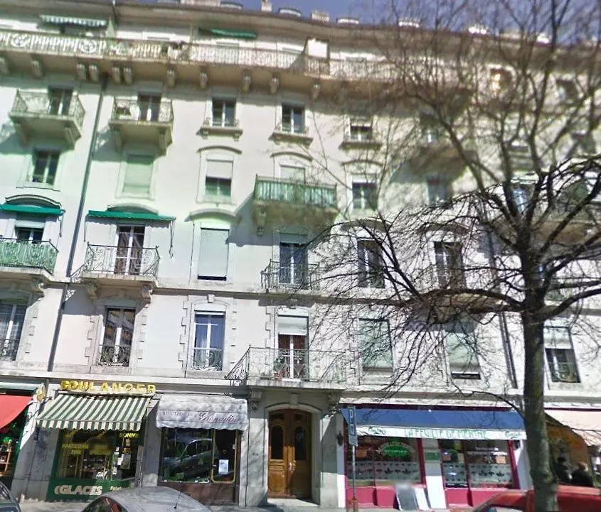 Studio Sublet In Geneva Center Switzerland
